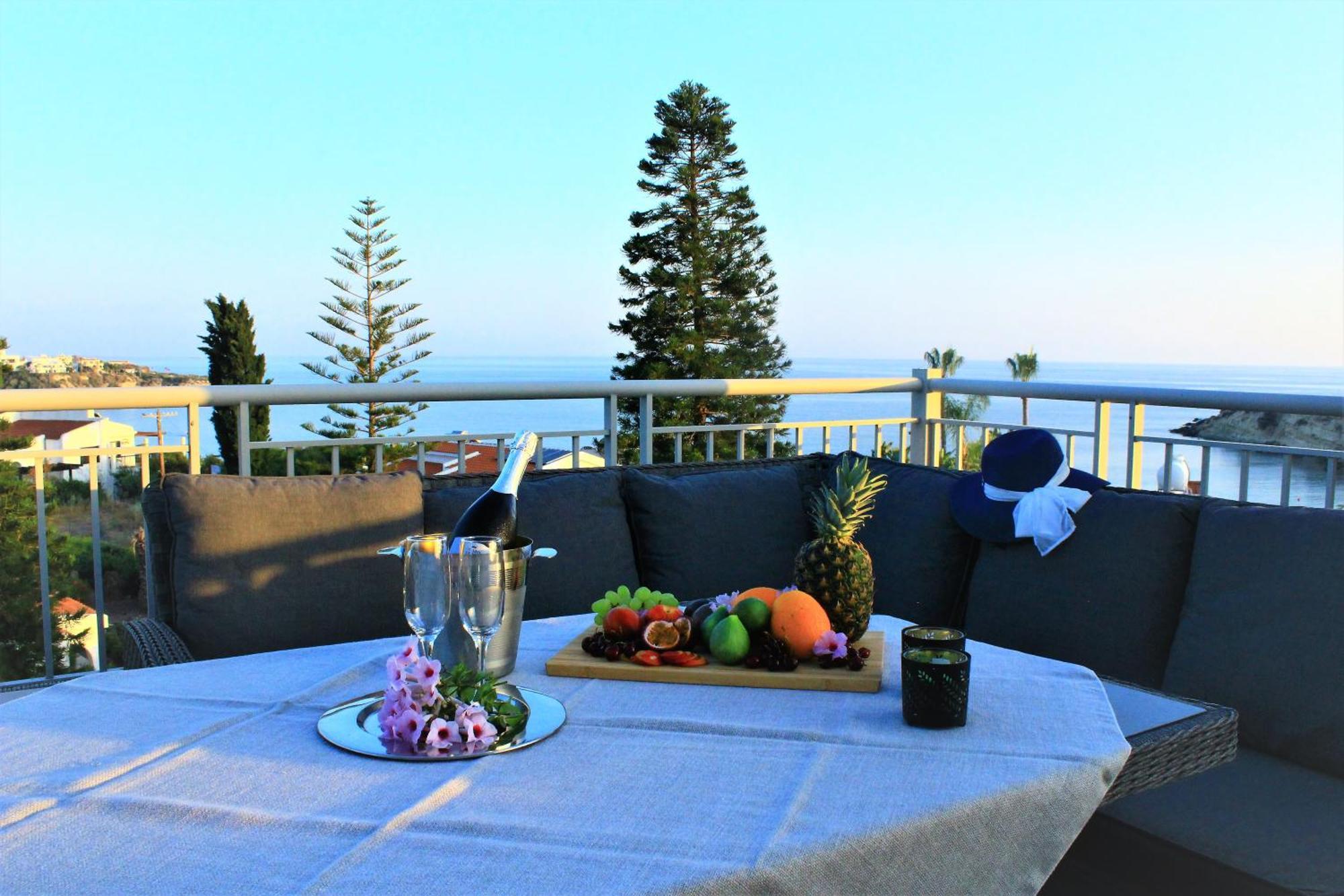 Coral Blue Bay Villa Coral Bay Room photo